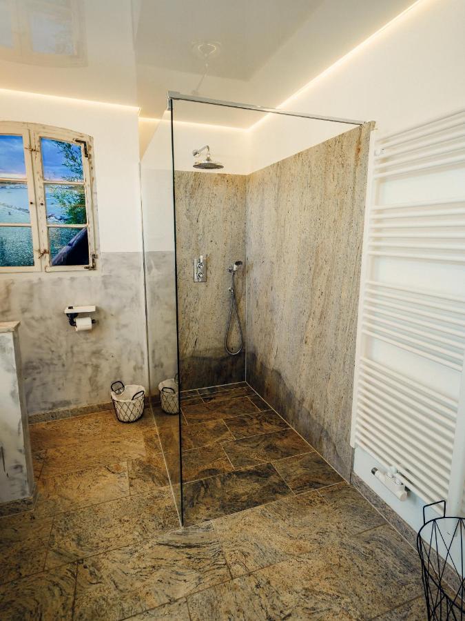 Alte Schmiede Mit Sauna, Pool Und Whirpool Im Aussenbereich Schoenstes Ferienhaus Der Lausitz Elsterheide Экстерьер фото