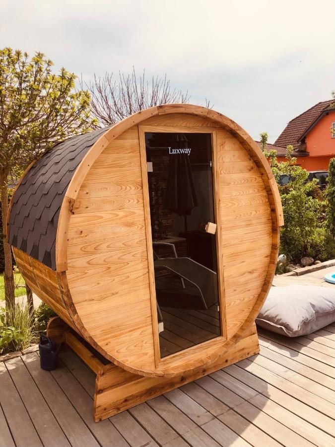 Alte Schmiede Mit Sauna, Pool Und Whirpool Im Aussenbereich Schoenstes Ferienhaus Der Lausitz Elsterheide Экстерьер фото